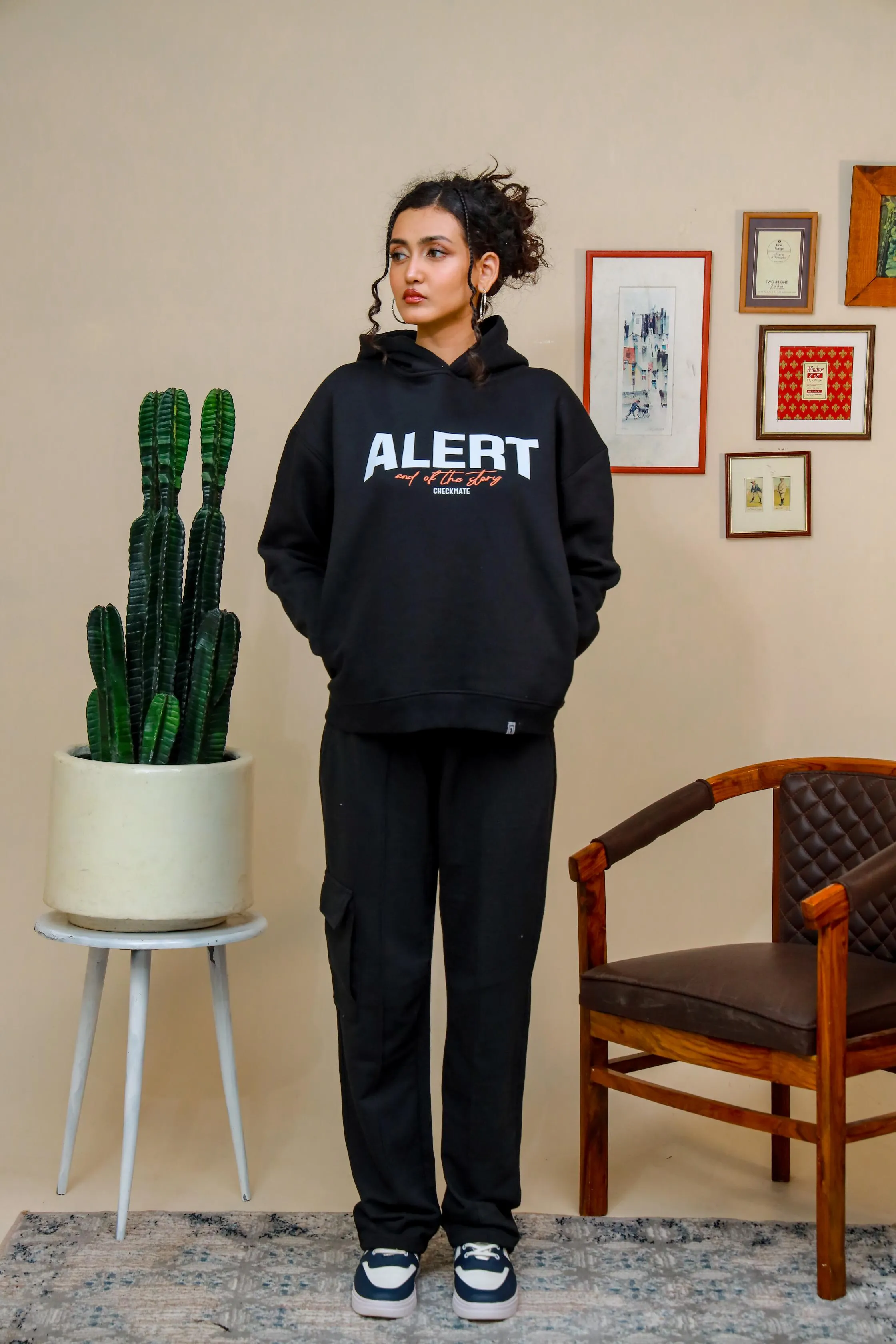 ALERT OVERSIZED HOODIE