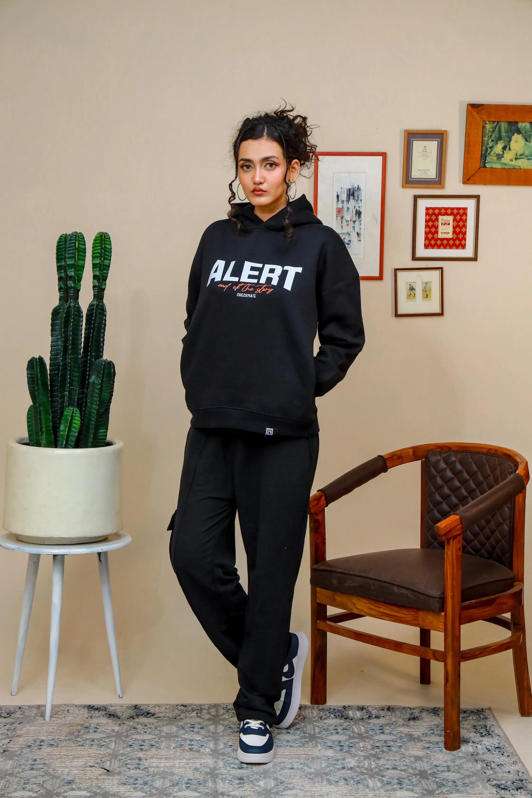 ALERT OVERSIZED HOODIE