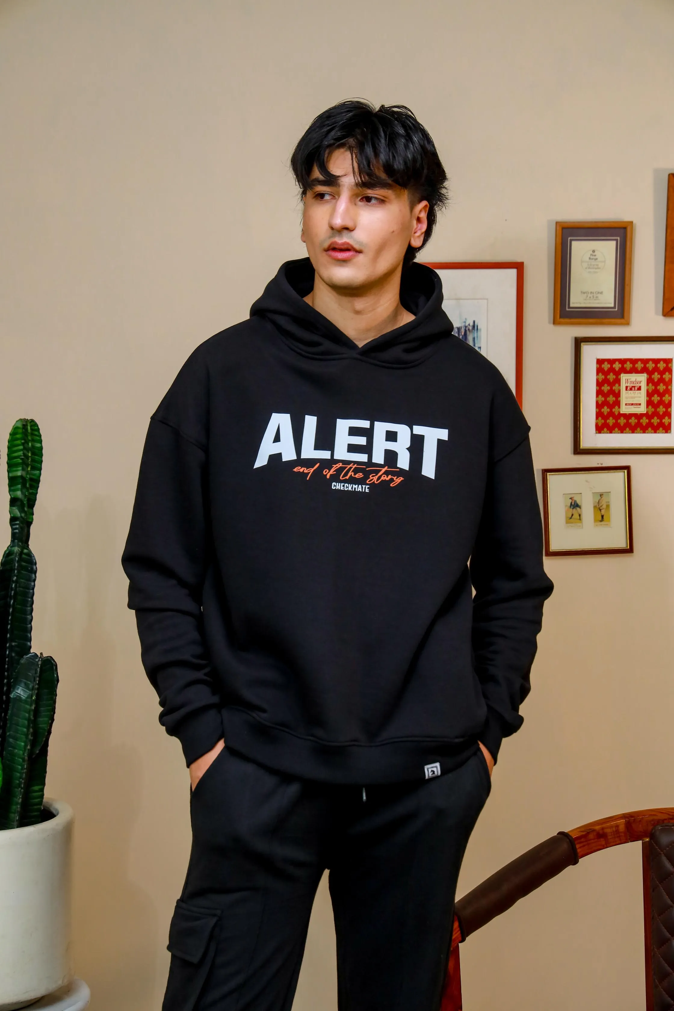 ALERT OVERSIZED HOODIE