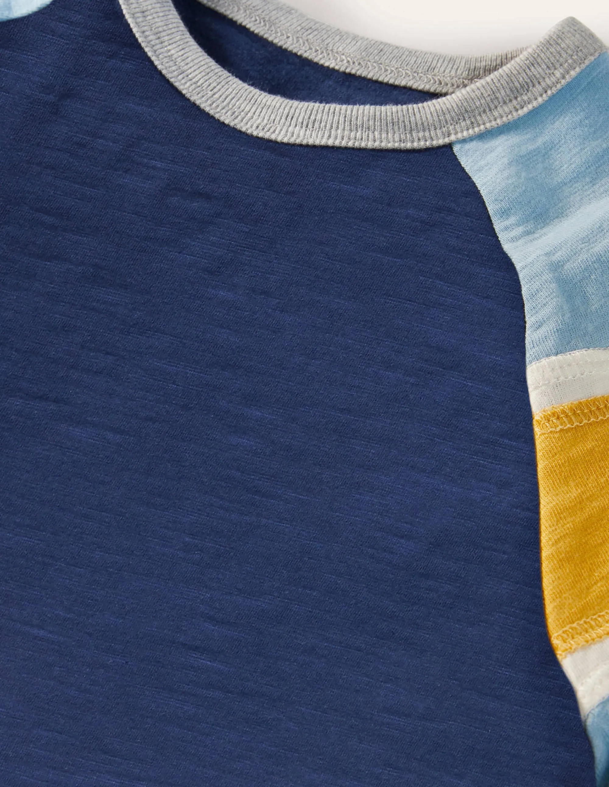 Raglan T-Shirt-Surfboard Blue/Maximillion